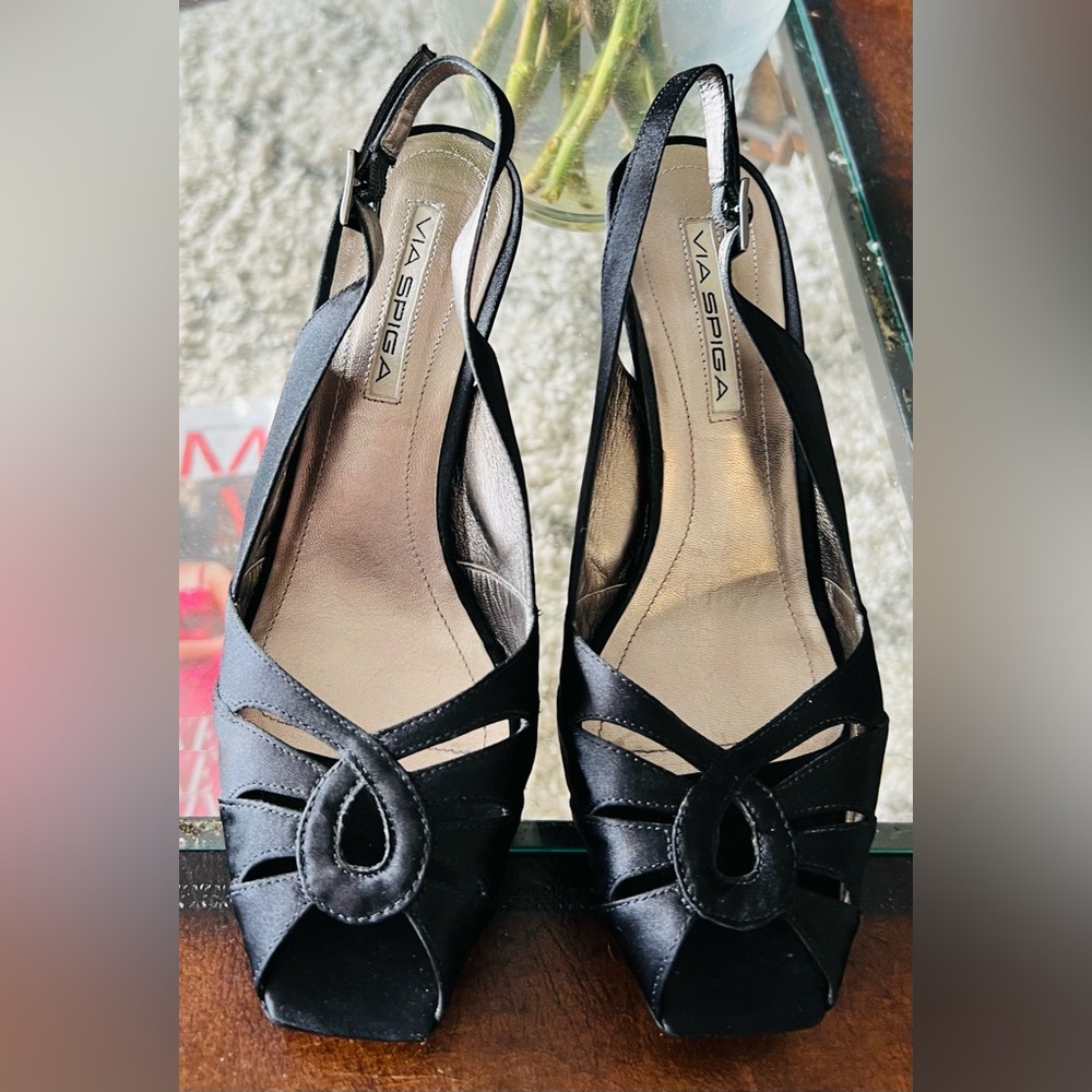 Via Spiga Sandals